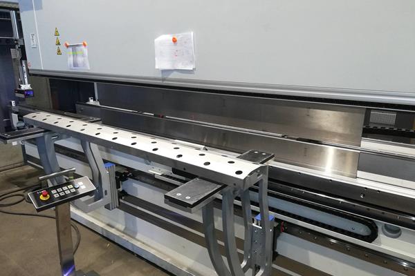 Metal bending equipment - Press brake  LVD Easy Form 9 220/42 Plus